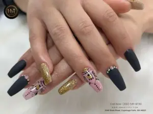 Nail Salon Cuyahoga Falls: Experience Top-Tier Beauty Services at HM Nail Spa